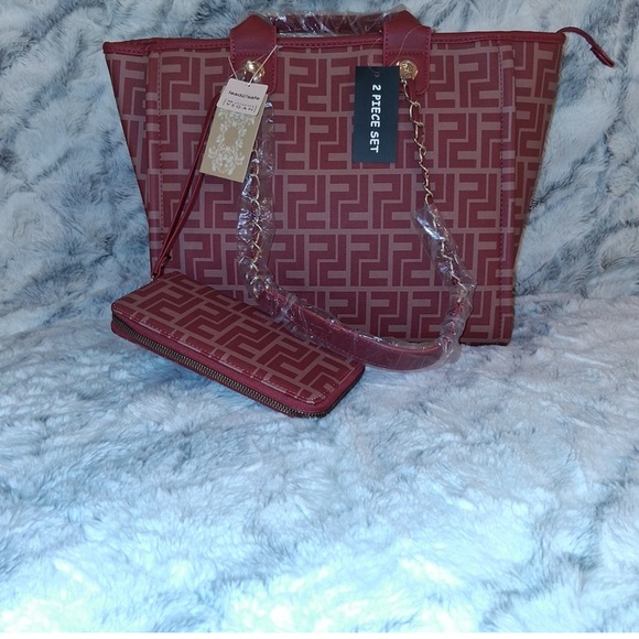 Stylish Red Patterned Tote Bag - Picture 2 of 16